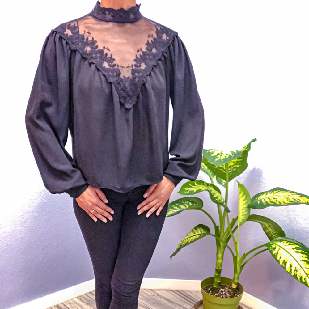 Black Forever 21 Long Sleeve Lace Blouse